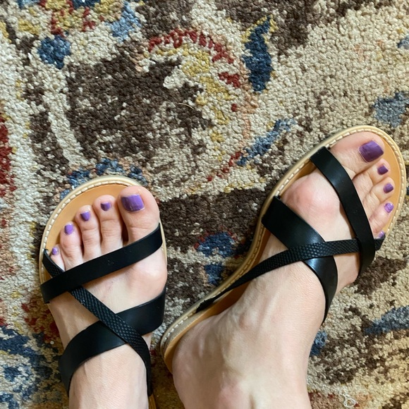 Dolce Vita Sandals - Picture 3 of 4